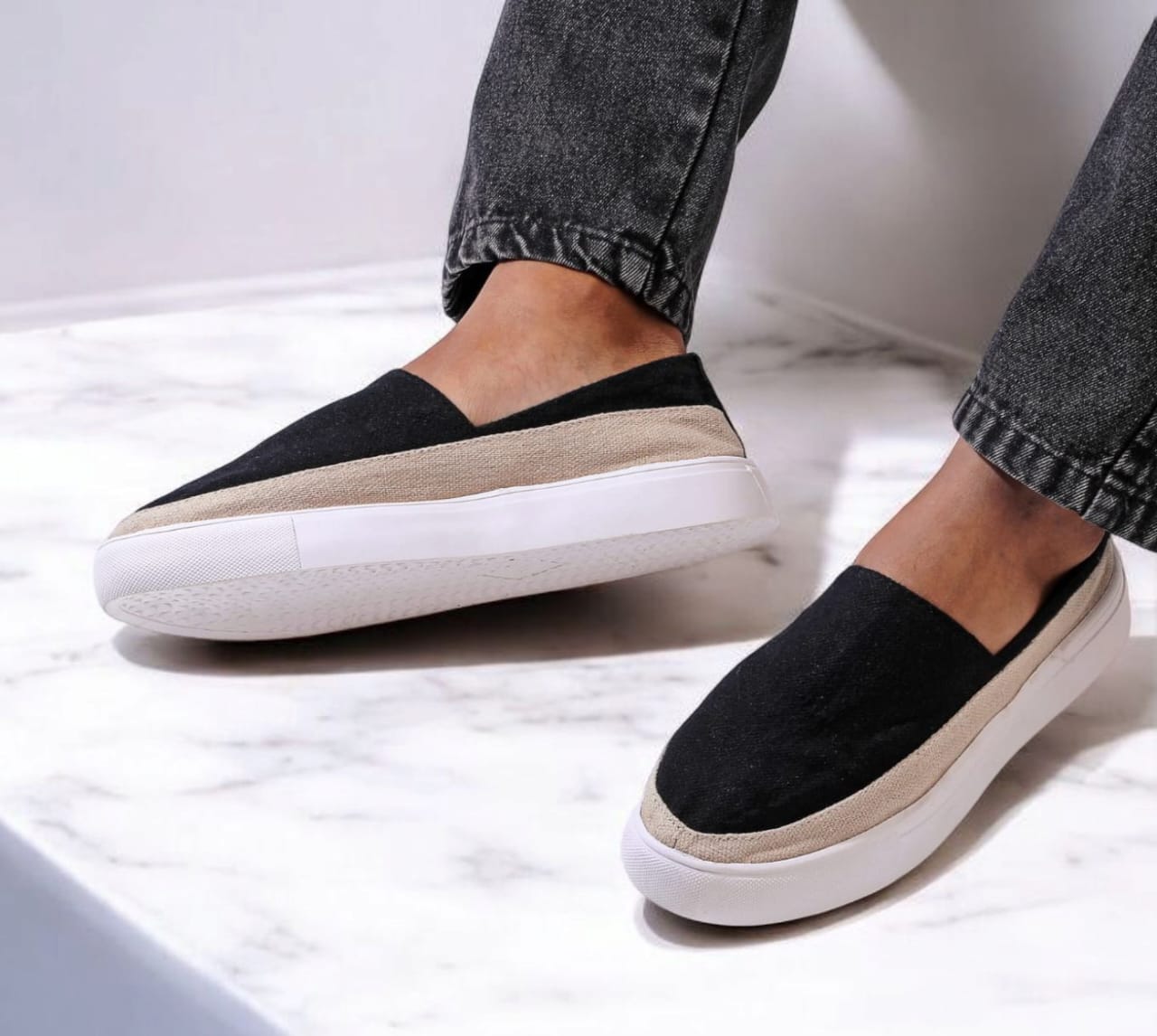 شوز رجالي كاجوال بخامات طبيعية وألوان صيفية try 
Try – Men’s Casual Shoes | Natural Fabric – Summer Colors