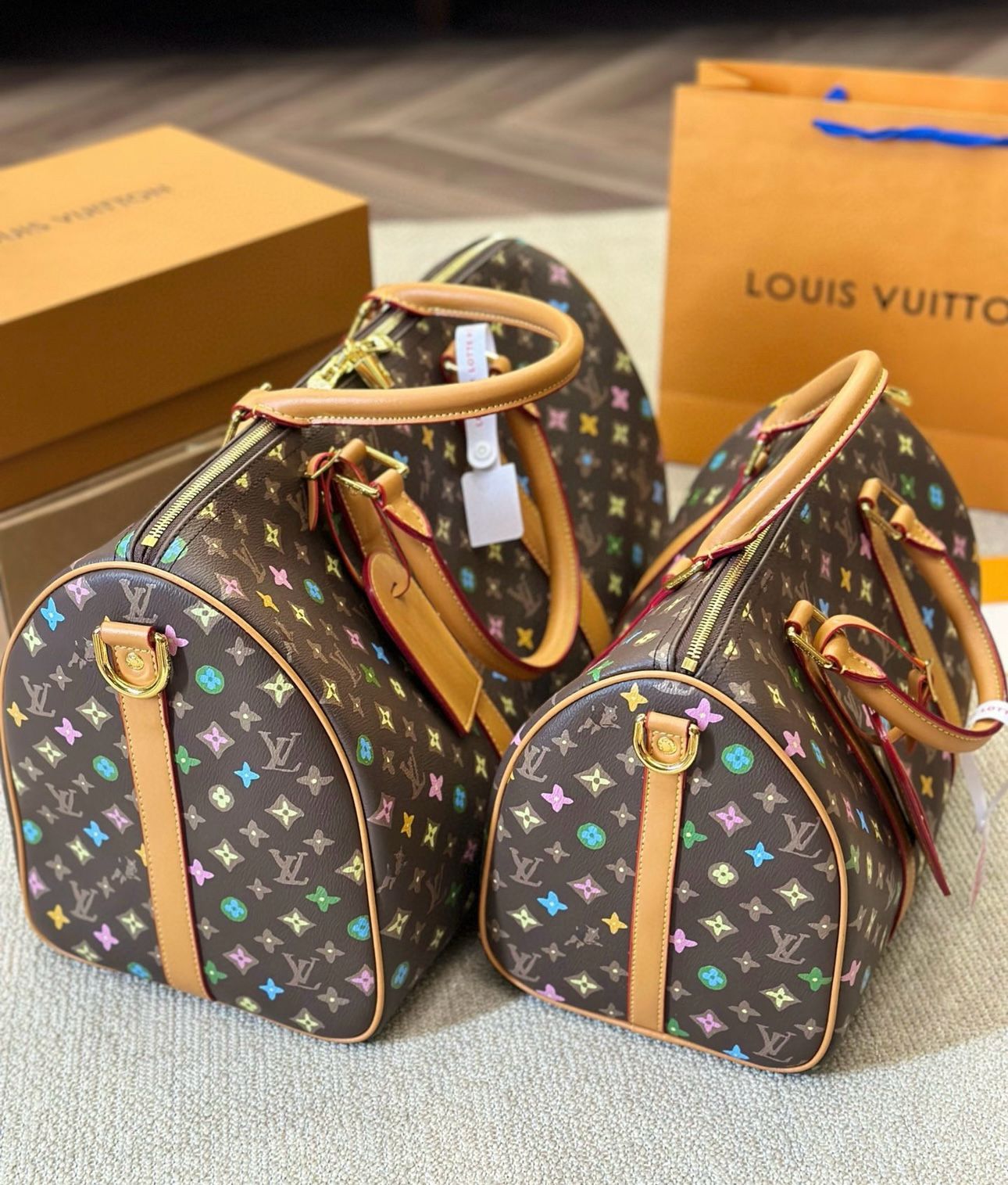 حقيبة سفر من لويس فيتون سوبر ماستر