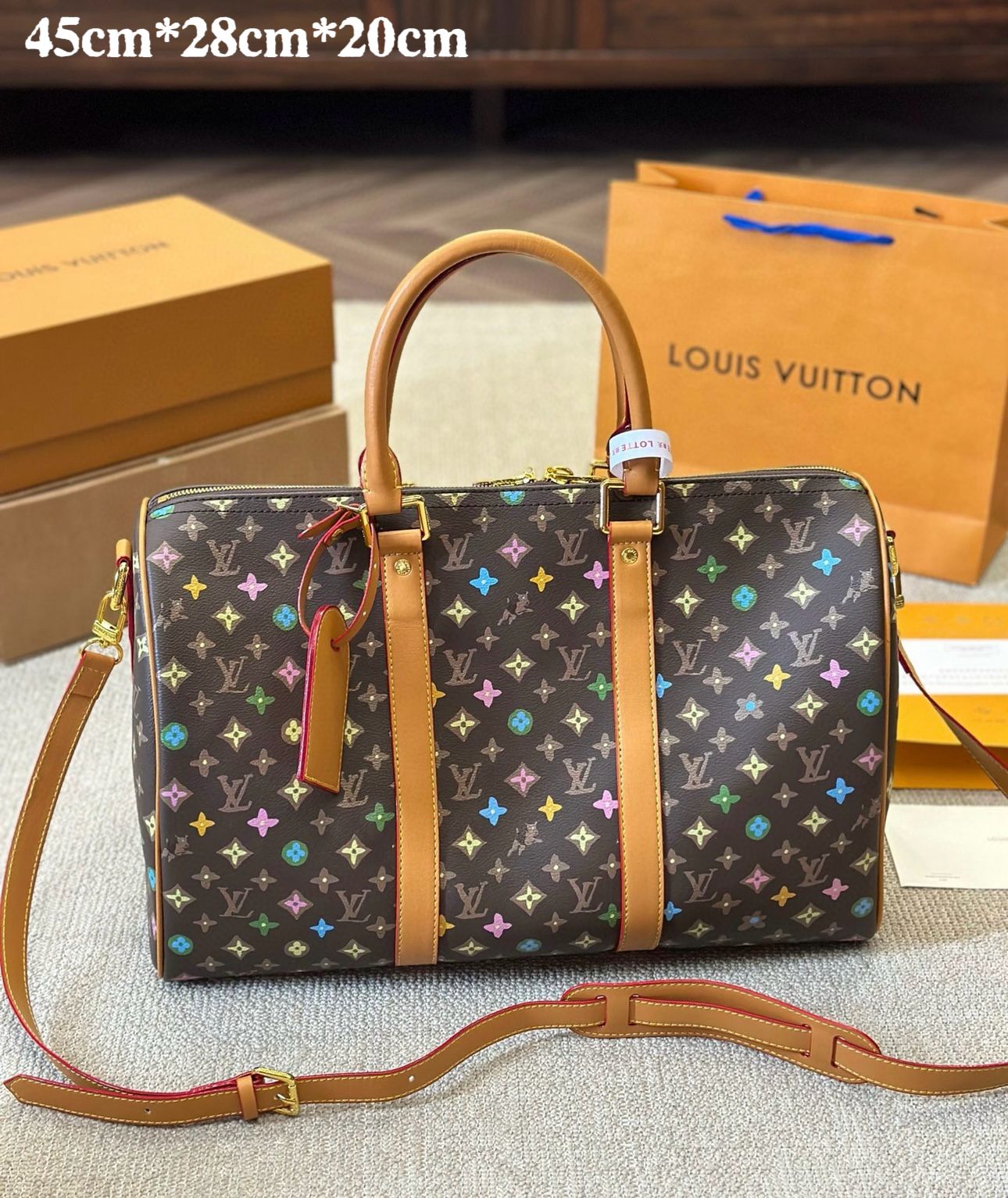 حقيبة سفر من لويس فيتون سوبر ماستر